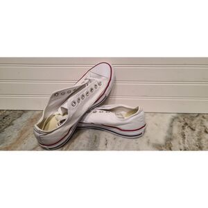 Converse Chuck Taylor All Star Low Top White Sneakers Size 9M/11W